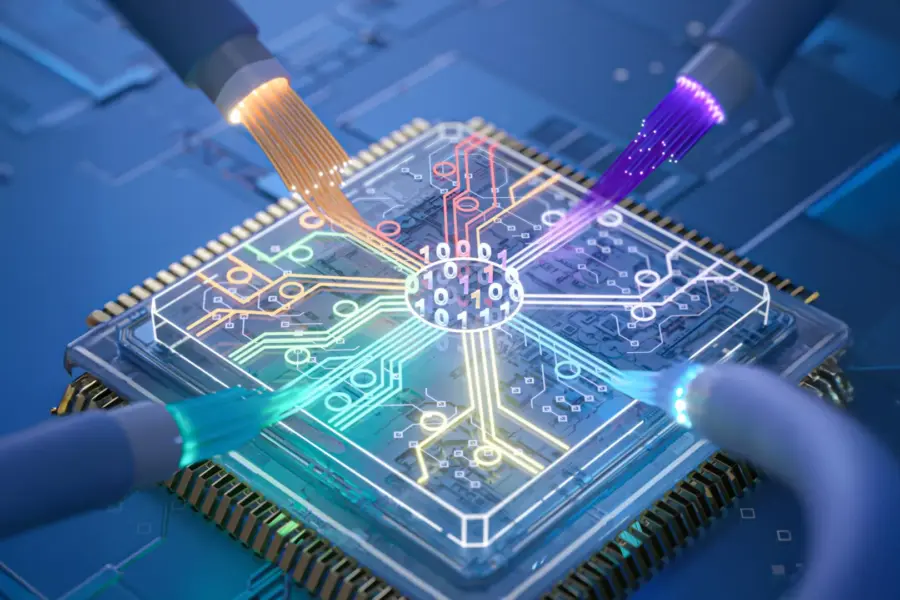 Caltech breakthrough brings fiber-optic performance to silicon chips